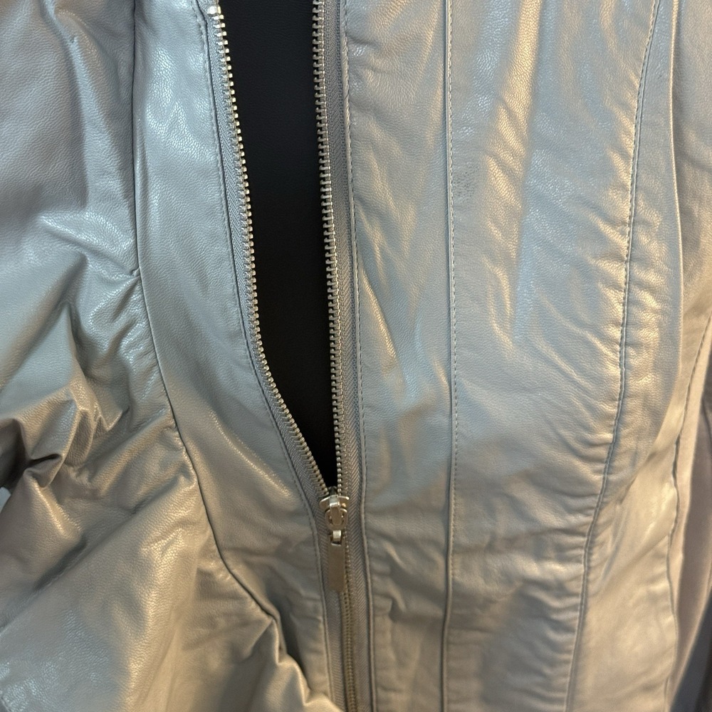 Kut From The Kloth Dahliana Moto Jacket Gray Ruffle Faux Leather Medium NEW - Picture 2 of 10